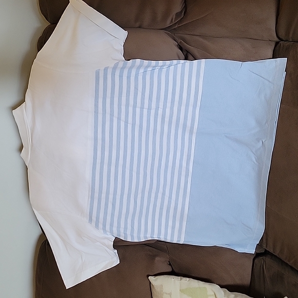 *NEW* Button up collared top - Picture 2 of 3